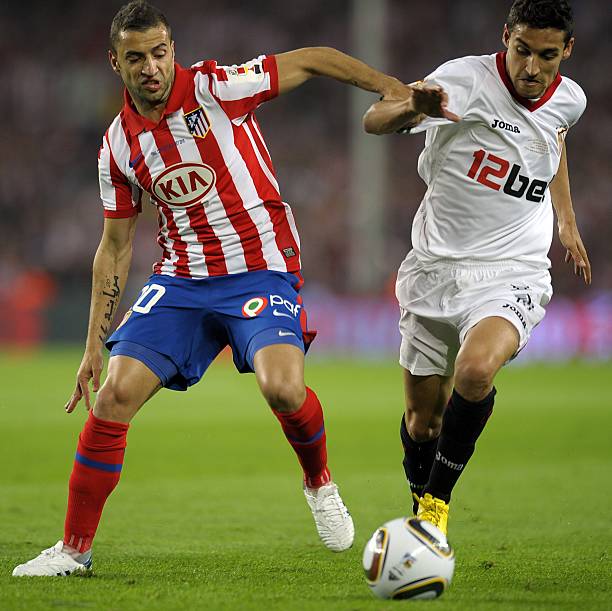 起半边天的 起半边天的